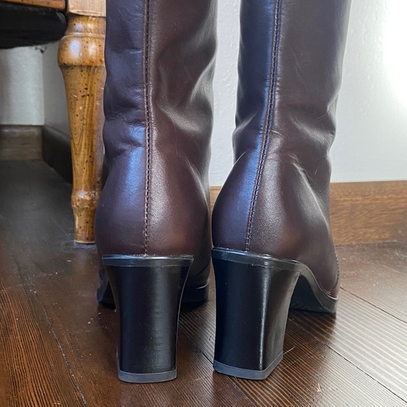 Vintage Dark Brown Lace-Up Boots - Picture 5 of 10